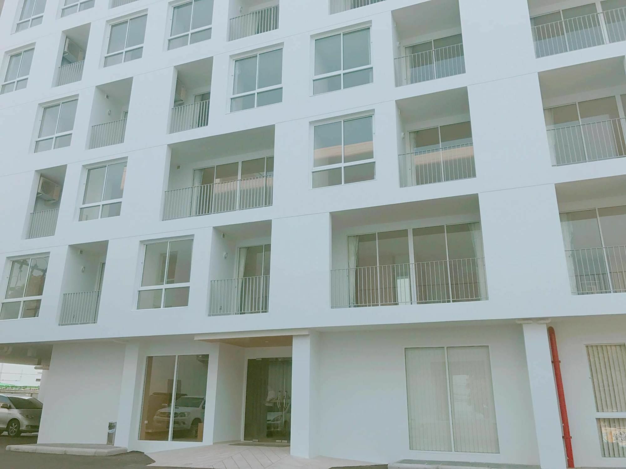 Karin Hotel & Service Apartment - Sha Extra Plus Si Racha Exterior photo